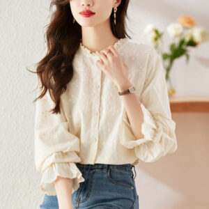 Embroidered Lace Collar Blouse